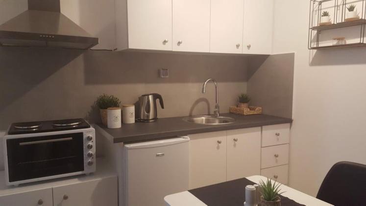Apartment In The Heart Of The City 5 Lárissa Exterior foto